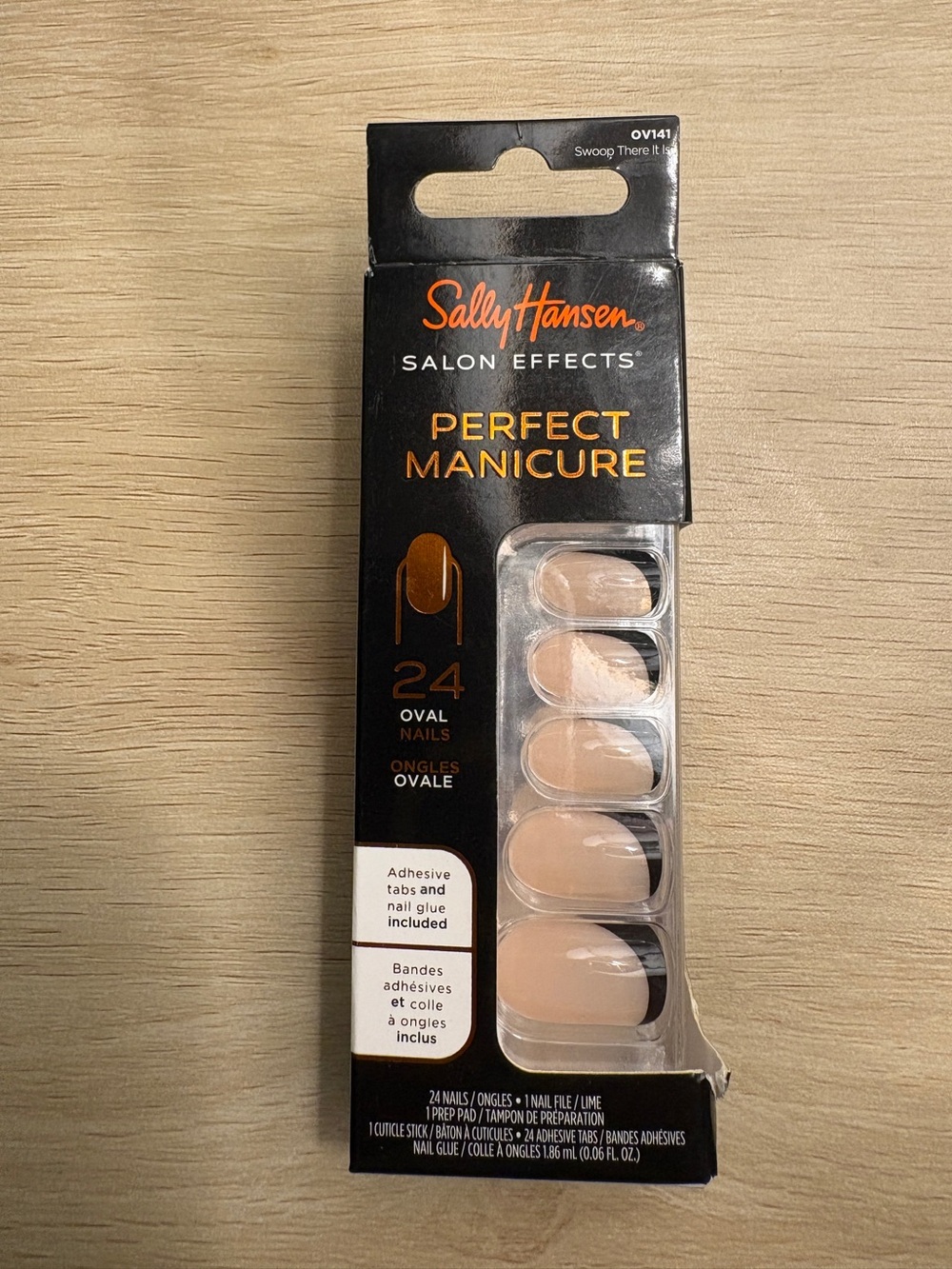 SALLY HANSEN Perfect Manicure Oval Nails - Nude w/ Black
